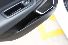 2021款吉利帝豪EV