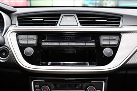 2021款吉利帝豪EV