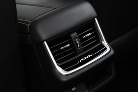 2021款东风风神奕炫MAX