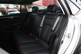 2021款东风风神奕炫MAX