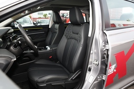 2021款东风风神奕炫MAX