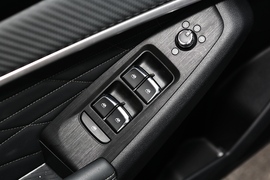 2021款东风风神奕炫MAX