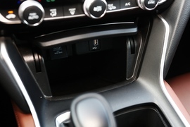 2019款本田INSPIRE