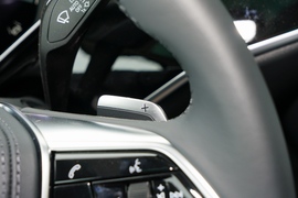 2022款奥迪A8L