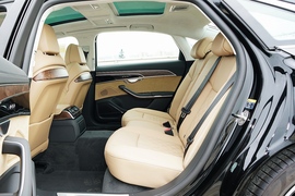 2022款奥迪A8L