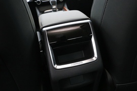 2021款奇瑞艾瑞泽5