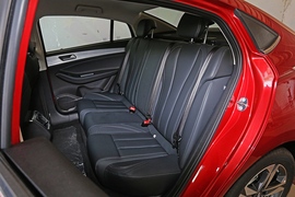 2021款奇瑞艾瑞泽5