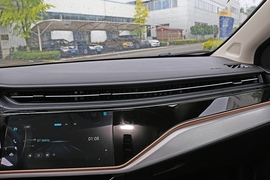 2021款奇瑞艾瑞泽5