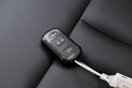 2021款奇瑞艾瑞泽5