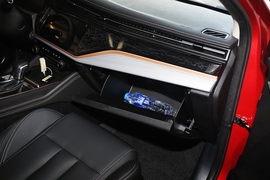 2021款奇瑞艾瑞泽5