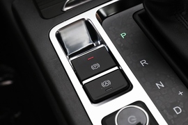 2021款奇瑞艾瑞泽5