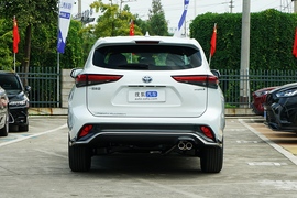   2021款丰田皇冠陆放 2.5L HEV两驱精英版