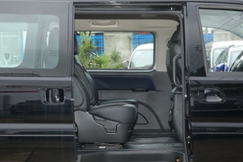   2022款东风风行菱智 奋斗款 M5L 1.6L 豪华型 7座