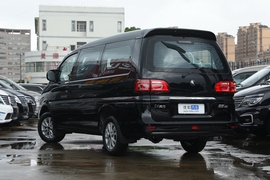   2022款东风风行菱智 奋斗款 M5L 1.6L 豪华型 7座