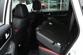 2022款东风风行T5