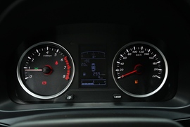 2022款东风风行T5