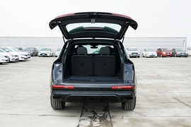 2022款奥迪Q7