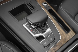 2022款奥迪Q5L