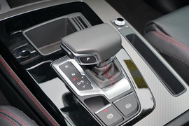2022款奥迪Q5L