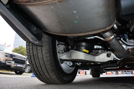 2022款路虎揽胜运动版新能源