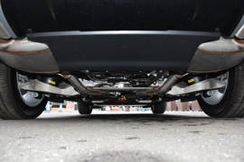 2022款路虎揽胜运动版新能源