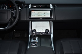 2022款路虎揽胜运动版新能源