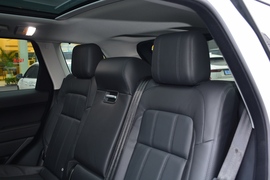 2022款路虎揽胜运动版新能源