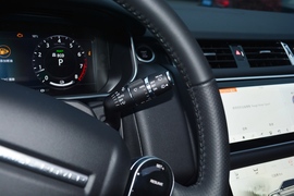 2022款路虎揽胜运动版新能源