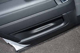 2022款路虎揽胜运动版新能源