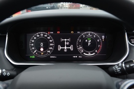 2022款路虎揽胜运动版新能源