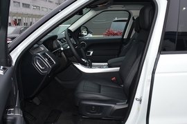 2022款路虎揽胜运动版新能源