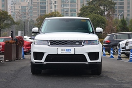 2022款路虎揽胜运动版新能源