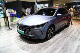 比亚迪驱逐舰05