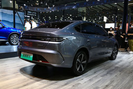 比亚迪驱逐舰05