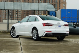 2022款奥迪A6L