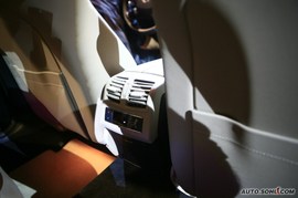 2010款奔驰新E级上市