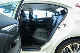   2021款英菲尼迪 Q50L 2.0T逸享版