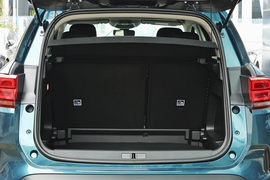 2021款雪铁龙天逸