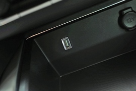 2021款雪铁龙天逸