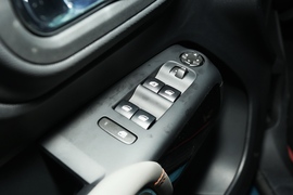 2021款雪铁龙天逸