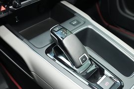 2021款雪铁龙天逸