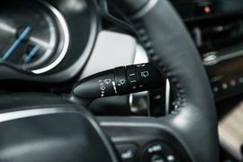 2022款丰田凌放HARRIER