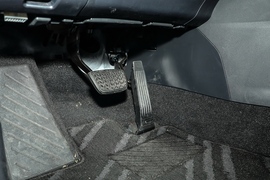 2022款丰田凌放HARRIER