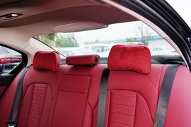 2022款宝马325Li