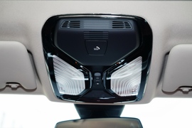 2022款宝马325Li