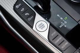 2022款宝马325Li