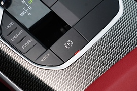 2022款宝马325Li