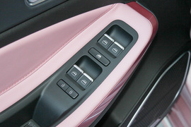 2021款奇瑞艾瑞泽5