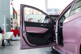 2021款奇瑞艾瑞泽5