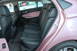 2021款奇瑞艾瑞泽5